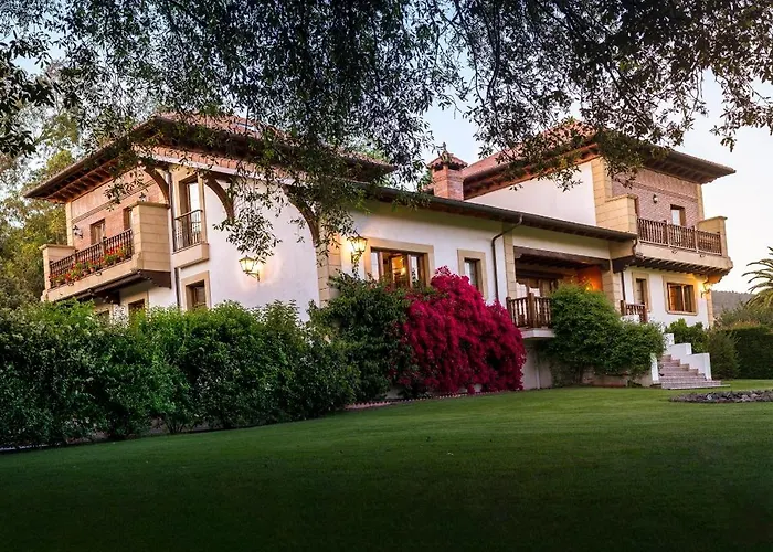 Hotel Posada La Robleda (Adults Only)